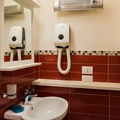 Superior Tek Büyük Yataklı Oda, Balkon, Şehir Manzaralı