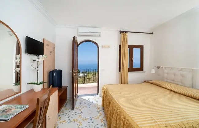 Standard Tek Büyük Yataklı Oda, Deniz Manzaralı