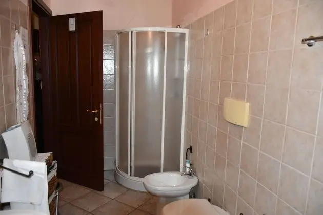 Standard Tek Büyük Yataklı Oda, Ortak Banyo