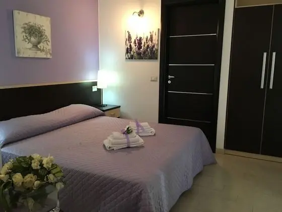 Tek Büyük Yataklı Oda