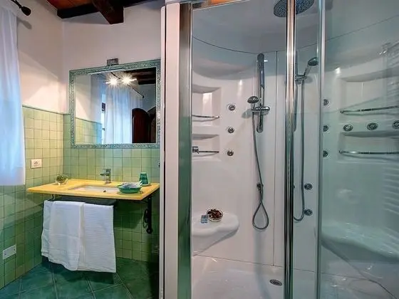 Superior Süit, Banyolu/Duşlu, Bahçe Manzaralı ("Girasole")