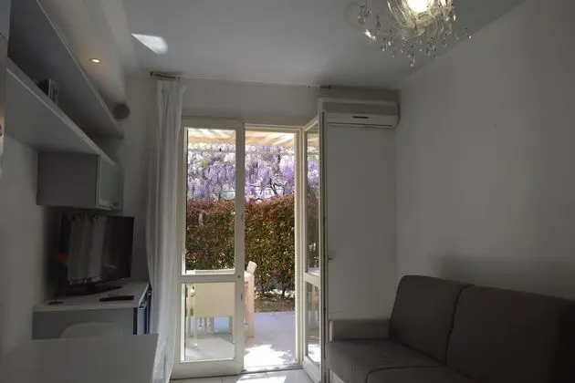 Family Apart Daire, 1 Çift Kişilik Yatak, Bahçeli (Il Glicine 1)