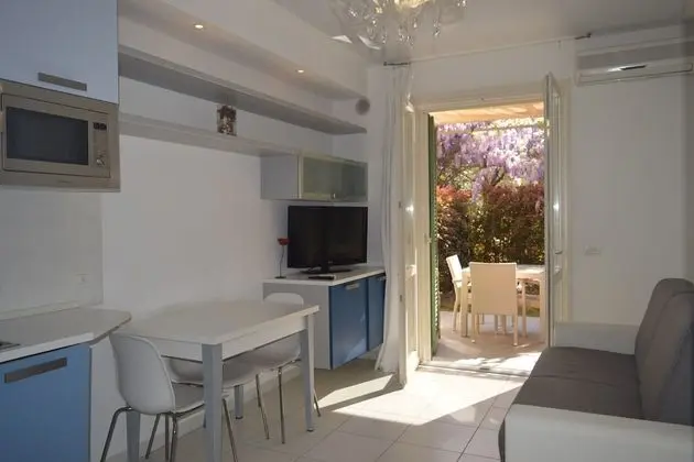 Family Apart Daire, 1 Çift Kişilik Yatak, Bahçeli (Il Glicine 1)