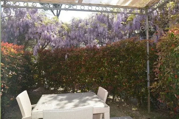 Family Apart Daire, 1 Çift Kişilik Yatak, Bahçeli (Il Glicine 1)