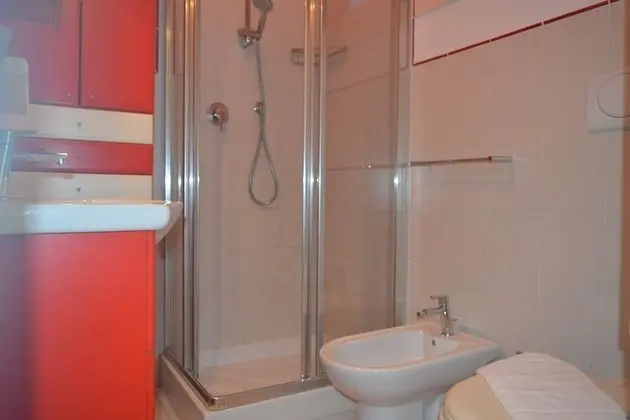 Family Apart Daire, 1 Çift Kişilik Yatak, Bahçeli (Il Glicine 1)