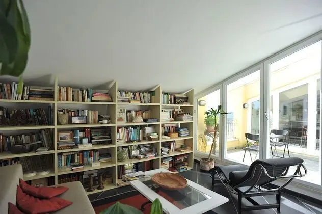 Süit, Deniz Manzaralı (Attic)