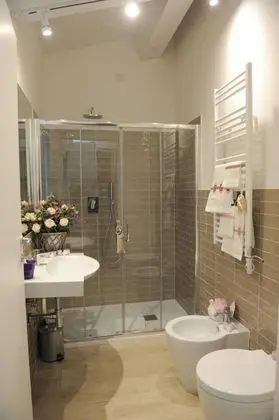Comfort Tek Büyük veya İki Ayrı Yataklı Oda