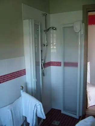 Tek Büyük Yataklı Oda, Balkon