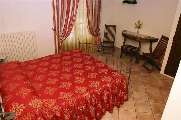 Tek Büyük Yataklı Oda, Balkon