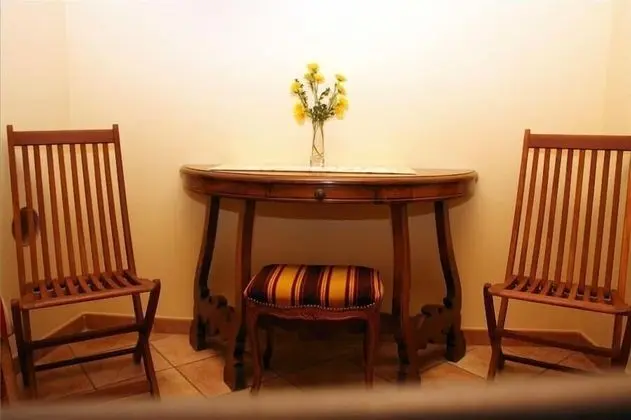 Tek Büyük Yataklı Oda, Balkon