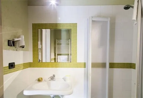 Tek Büyük Yataklı Oda, Teras