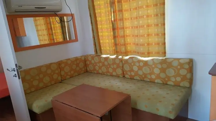 Family Karavan, 2 Yatak Odası, Küçük Mutfak, Deniz Manzaralı