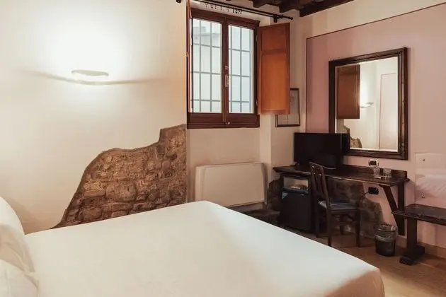 Executive Tek Büyük veya İki Ayrı Yataklı Oda