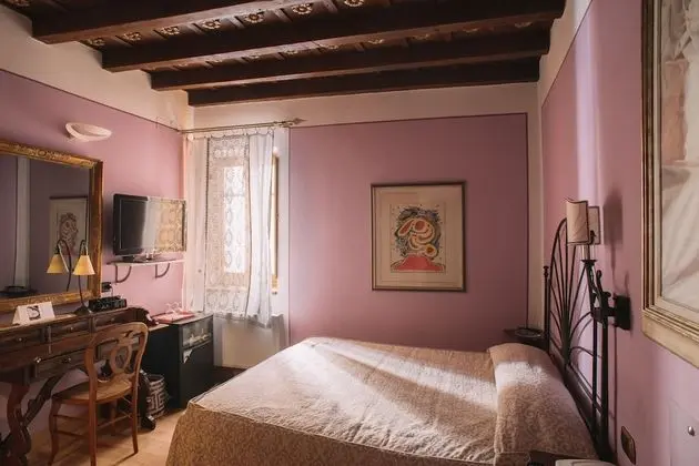 Executive Tek Büyük veya İki Ayrı Yataklı Oda