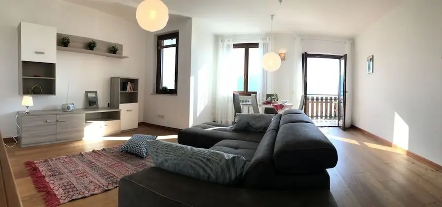 Apart Daire, 2 Yatak Odası, Göl Manzaralı