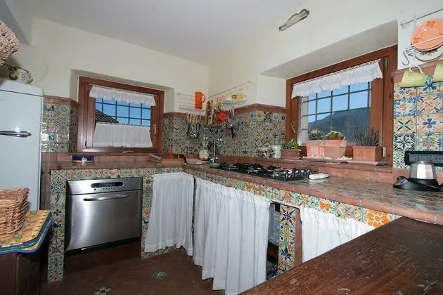 Apart Daire, 2 Yatak Odası, Göl Manzaralı (Casa di Pietra)