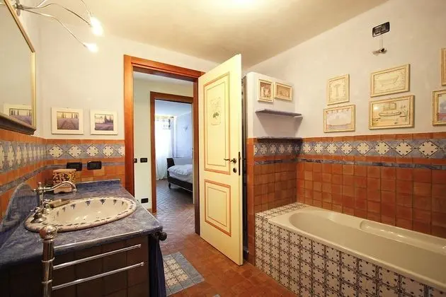Apart Daire, 2 Yatak Odası, Göl Manzaralı (Casa di Pietra)