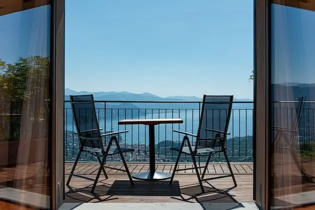 Deluxe Tek Büyük Yataklı Oda, Teras, Deniz Manzaralı
