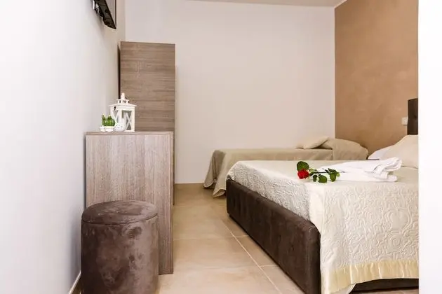 Basic Üç Kişilik Oda (Dalia)