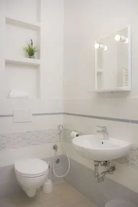 Standard Tek Büyük veya İki Ayrı Yataklı Oda