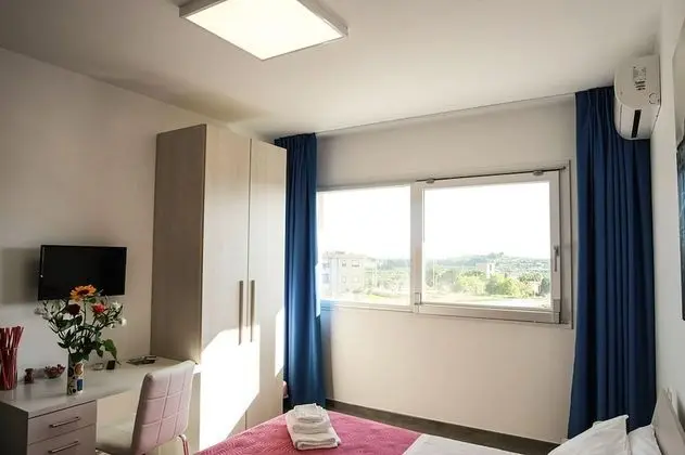 Tek Büyük Yataklı Oda