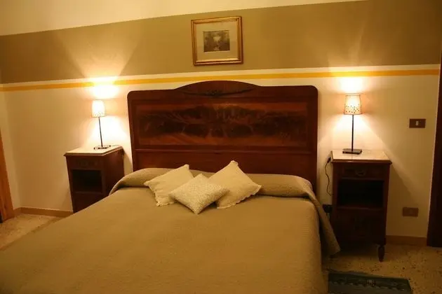 Oda, 1 Çift Kişilik Yatak, Sigara İçilmez, Özel Banyo