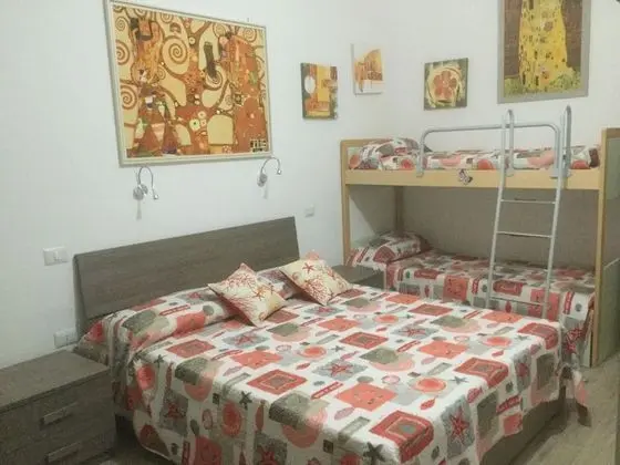 Standard Dört Kişilik Oda, Birden Çok Yatak, Sigara İçilmez