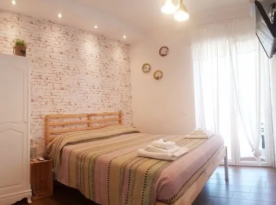 Tek Büyük Yataklı Oda, Balkon