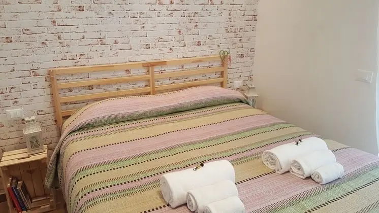 Tek Büyük Yataklı Oda, Balkon
