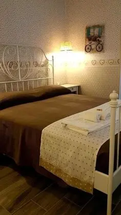 Tek Büyük Yataklı Oda (Lavanda)