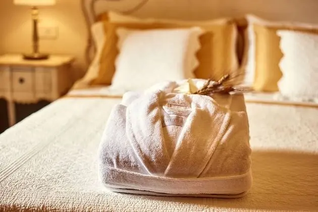 Deluxe Tek Büyük Yataklı Oda (Santa Maria della Scala)