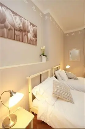 Tek Büyük veya İki Ayrı Yataklı Oda, Sigara İçilmez, Ortak Banyo (Tulipano)