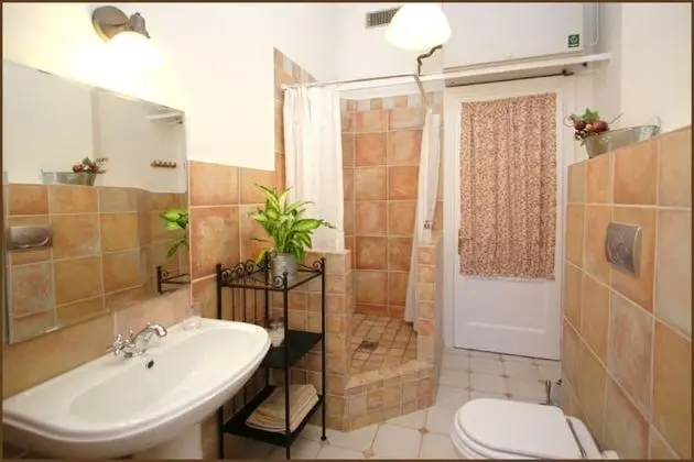 Tek Büyük Yataklı Oda, Sigara İçilmez, Özel Banyo (Non ti scordar di me )