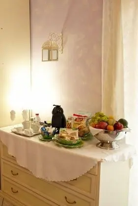 Büyük Yataklı Tek Kişilik Oda, Tepe Manzaralı