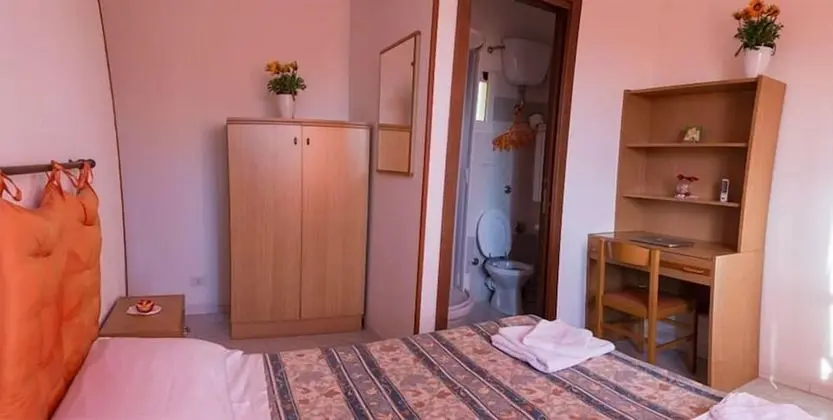 Tek Büyük Yataklı Oda