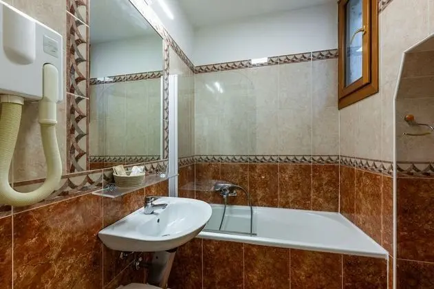 Deluxe Tek Büyük Yataklı Oda, Teras (1 large double bed)