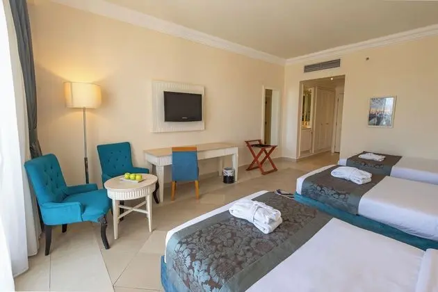 Deluxe Tek Büyük veya İki Ayrı Yataklı Oda, 1 Yatak Odası