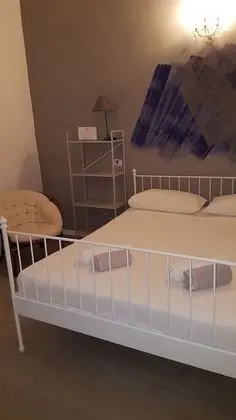 Classic Tek Büyük Yataklı Oda