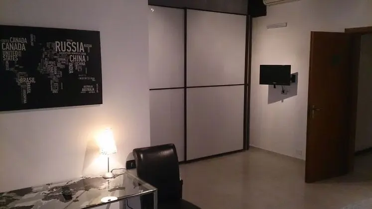 Tek Büyük Yataklı Oda