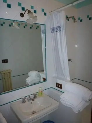 Deluxe Tek Büyük veya İki Ayrı Yataklı Oda, Bahçe Manzaralı