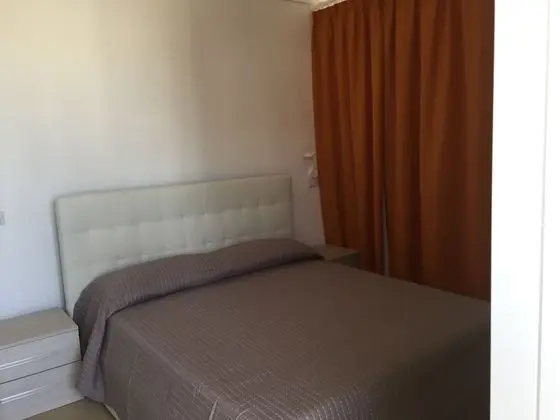Tek Büyük Yataklı Oda, 1 Çift Kişilik Yatak ve Çekyat, Bahçe Manzaralı