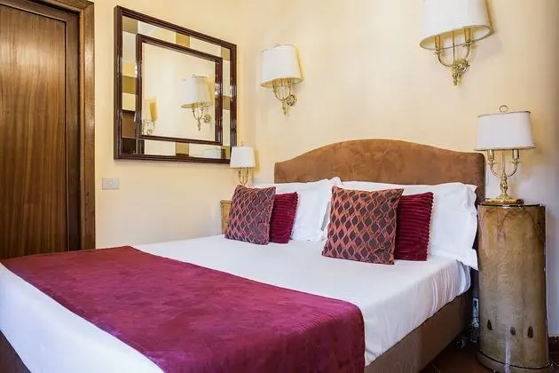 Comfort Tek Büyük Yataklı Oda, Bahçe Manzaralı