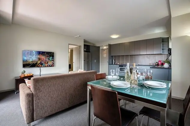 Superior One Bedroom Apartment