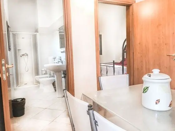 Apart Daire, 1 Yatak Odası, Küçük Mutfak