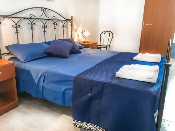 Economy Tek Büyük Yataklı Oda