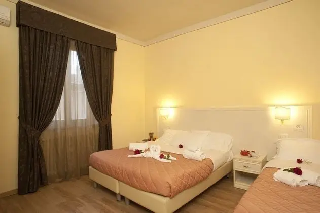 Standard Tek Büyük veya İki Ayrı Yataklı Oda, 1 Yatak Odası, Banyolu/Duşlu