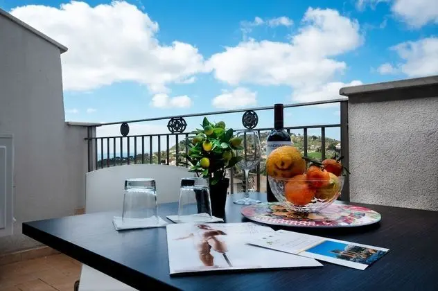 Deluxe Tek Büyük Yataklı Oda, Balkon