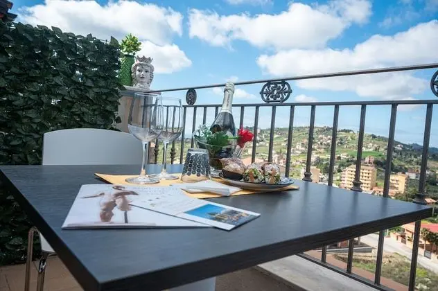 Luxury Tek Büyük Yataklı Oda, Balkon