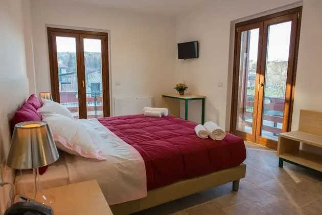 Tek Büyük veya İki Ayrı Yataklı Oda, 1 Büyük (Queen) Boy Yatak, Sigara İçilmez