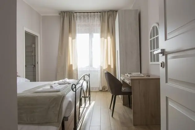 Classic Tek Büyük Yataklı Oda